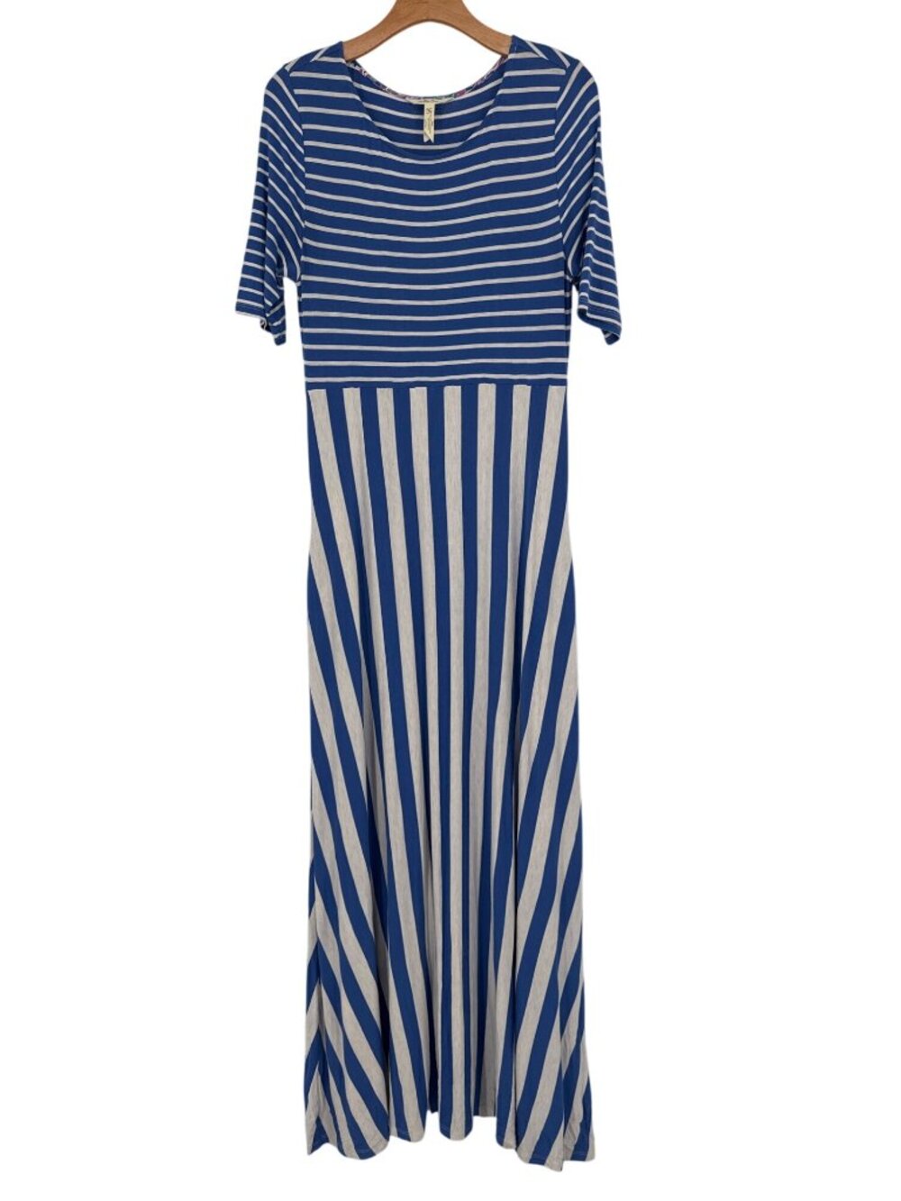 Matilda Jane Road Ahead Maxi dress Blue Striped  pockets size medium